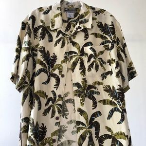 Columbia Shirt Sleeve Hawaiian shirt